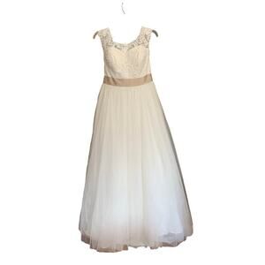 Davids Bridal Ivory Tulle Lace Wedding Dress Sz 10 WG3741